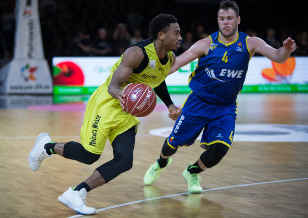 内马尔的例 内马尔的例